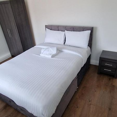 Apartment In Wakefield City Centre Buitenkant foto