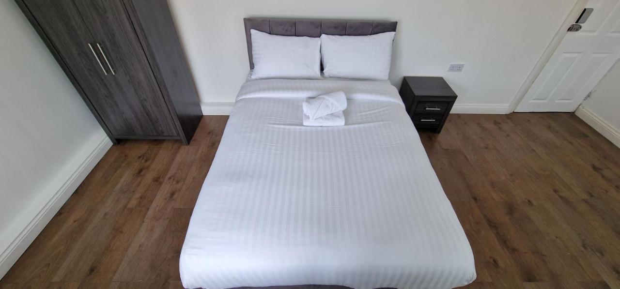 Apartment In Wakefield City Centre Buitenkant foto