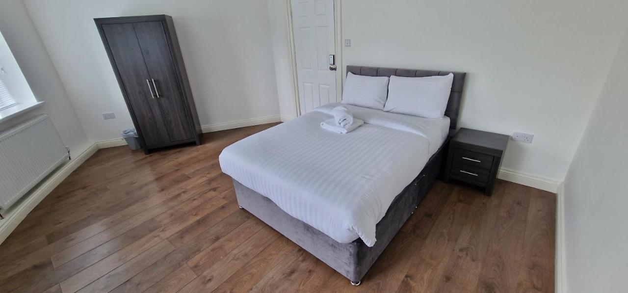 Apartment In Wakefield City Centre Buitenkant foto